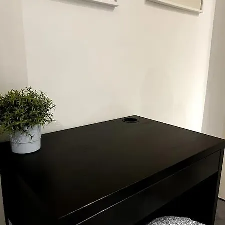 T2 Climatise - With Ac - Private Terrace - Centre *