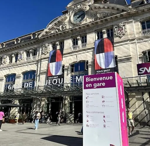 T2 ,ac,private, Terrace,